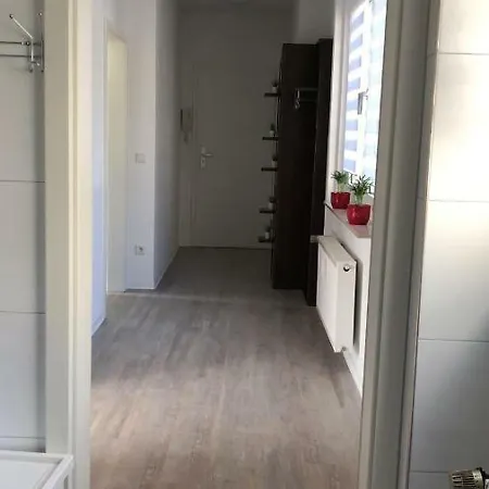 Helle Ferienwohnung an der Rheinpromenade 50 qm Duisburg Exterior foto